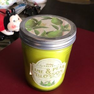 Brand new Heritage Valley  richly scented Candle